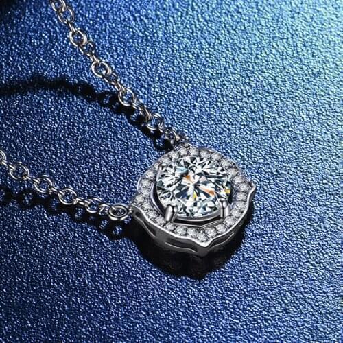 BOEYCJR 925 Silver 1ct F color Moissanite VVS Engagement Elegant Wedding Pendant Necklace for Women Anniversary Gift