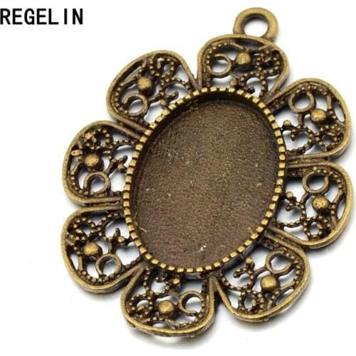 REGELIN 10pcs/lot 18x25mm Flower Lace Pendant Blank Settings Cabochons Bases Bezel Trays Fit Glass Cabochon Cameo DIY Necklace