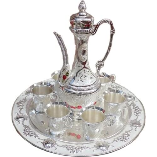 Retro cup, silver pot, wine cup, alloy, six wine cups, home furnishing items, free delivery. Name: a silvery flask Size: see bab