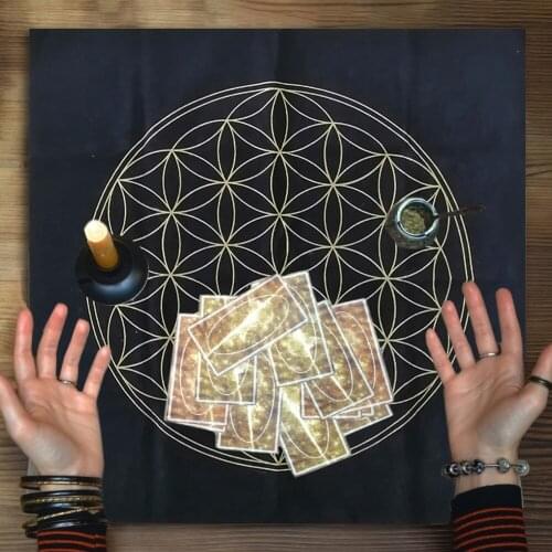 50X50cm The Flower of Life Crystal Lattice Soft Lightweight Tarot Card Special Tablecloth Divination Altar Board Game Tablecloth
