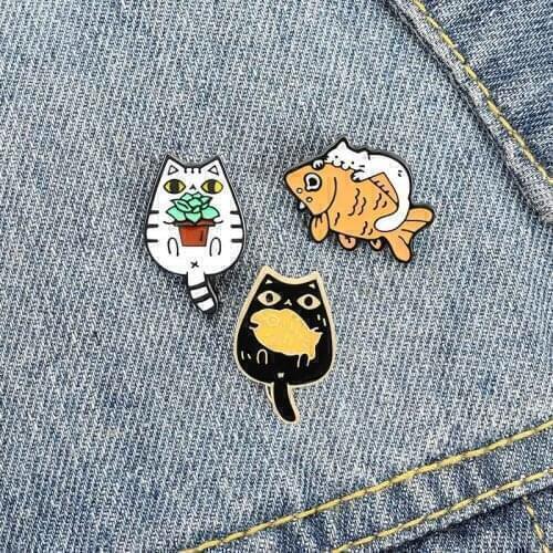 Cute Cat Goldfish Cartoon Brooch Bag Clothes Backpack Lapel Enamel Pin Badges Alloy Animal Jewelry Gift For Friend Accessories
