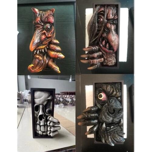 Monster Bookends Skull Figurines Devil Statue Horror Peeping On The Bookshelf Monster Human Face Resin Sculpture Decor Crafts