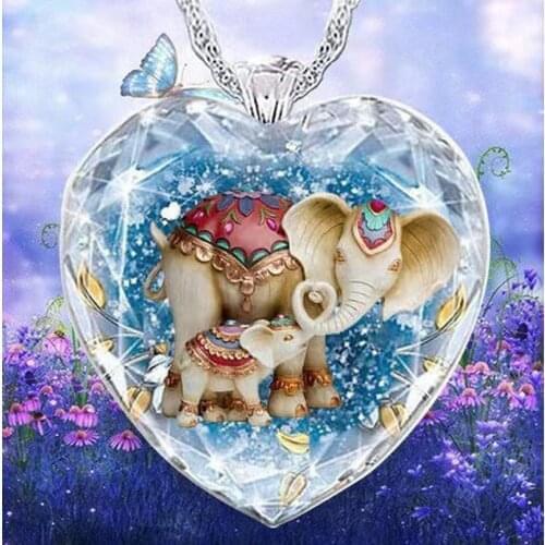 New Summer Elephant Mother and Child Crystal Glass Women Pendant Necklace Heart-Shaped Pendant Elegant Fashion Women Holiday Bir