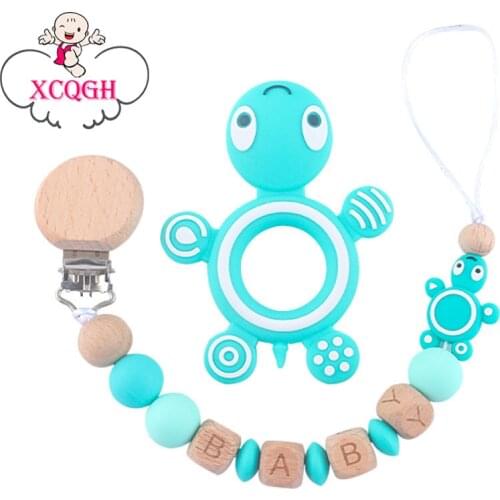 XCQGH Customized 2pcs/set Silicone Tortoise Baby Teether and Beech Wooden Baby Pacifier Clip Best Shower Gift