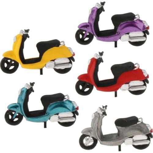 1:64 Hand Painted Model Miniature Scooter Layout Scenario for Decor