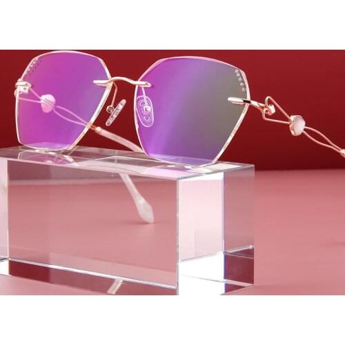 Regular Blu-ray Rimless Diamond Trimmed Glasses for Myopia Prevention Diamond Glasses Eyewear Frames Women