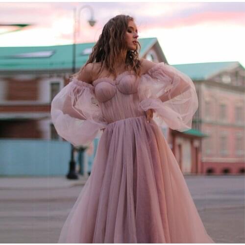 2021 Fairy Wedding Dresses Bohemian Off the Shoulder Detachable Puff Sleeves Pink Tulle Boho Wedding Bride Gowns Custom Made