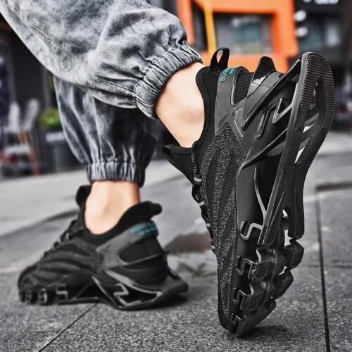 New Men Running Shoes Breathable Sneakers Fashion Blade Antiskid Damping Jogging Shoes Outdoor Reflective Sports Shoes Zapatilla