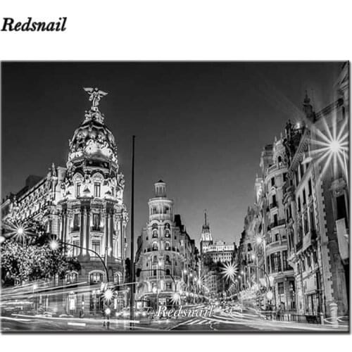 5d Diy Diamond Painting Black and White Madrid City at Night Time in Spain Main Street Ancient Diamond Embroidery EE210