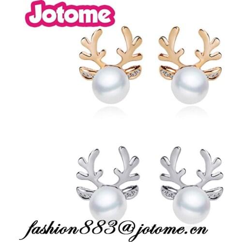 New arrival sliver pearl lapel pin 30mm Christmas gifts chraming reindeer pendant Christmas Deer Brooch for Winter Holiday