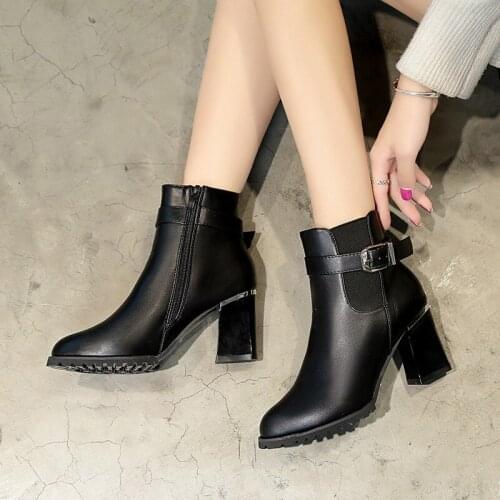 Winter New Fashion Comfortable Casual Side Zipper Ankle Boots Woman Martin Boots Pointed Toe Booties Womens Short Boots W21-98