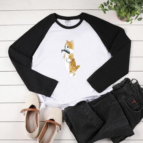 Cat Eating Fish Print Long Sleeve T-shirts Women Autumn Winter Graphic T Shirts Streetwear Cute Two-tone Stiching Tops Feminist