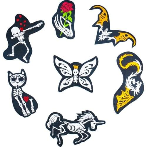 7pcs Fashion Cloth Patches Embroidered Rose Skeleton Clothes Decorative Appliques Stickers Wholesale Iron on Patches Hats Bags