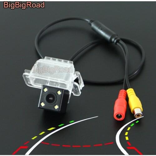 BigBigRoad Car Intelligent Dynamic Tracks Rear View Camera For Ford Mondeo Kuga Fiesta Focus 2 S-MAX S Max Escape 2013 Ecosport