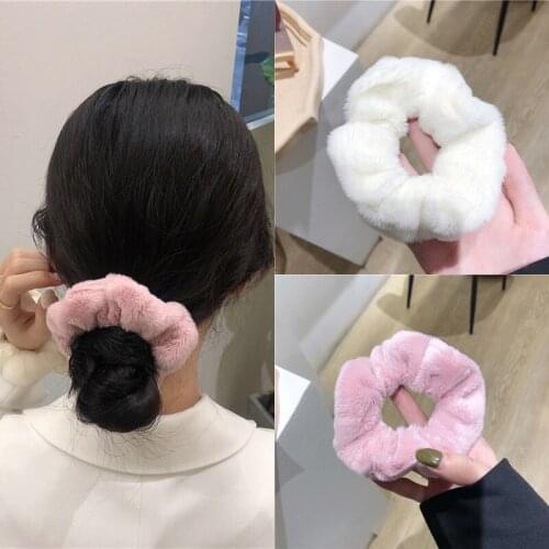 Korean Cute Round White Pink Plush Hairband Barrette Hairpin Hair Clips for Women Girl Headband Wholesale 2021 New Arrival Trend