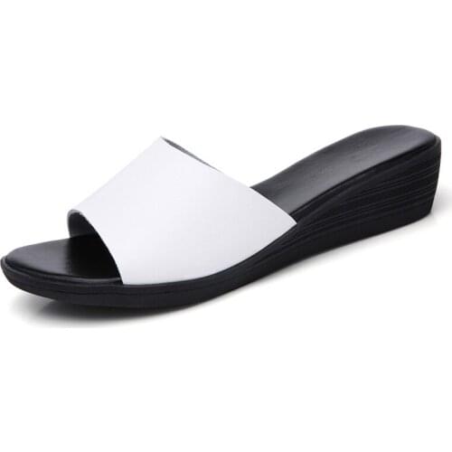 Summer Wedge Slippers Genuine Leather Bath Slippers Sapato Feminino Leisure Beach Flip Flops Slip on Female Girls Slippers Shoes