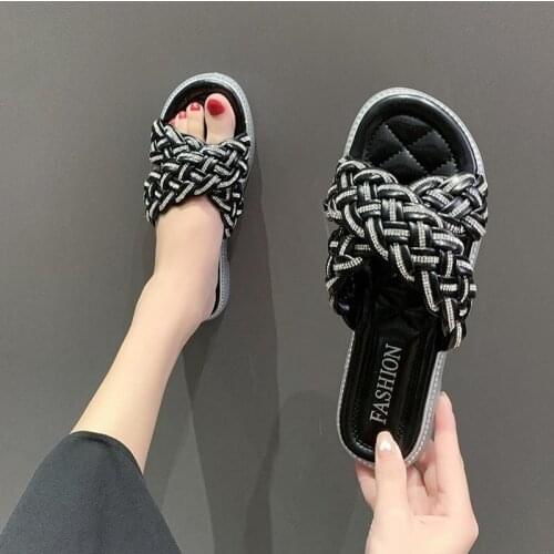 2021 New Solid Color Casual Comfortable Womens Flip Flops Open Toe Beach Sandals Fashion Womens Shoes Zapatillas Casa Mujer