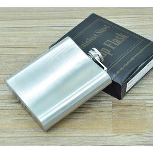 200pcs 6oz Stainless Steel Pocket Flask Russian Hip Flask Male Small Portable Mini Shot Bottles Whiskey Jug Small Gifts SN51