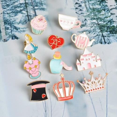 Cartoon Enamel Brooch Heart Crown Cup Teacup Rabbit Cat Hat Castle Cake Drip Oil Alloy Brooch Simple Cowboy Shirt Jewelry Gifts