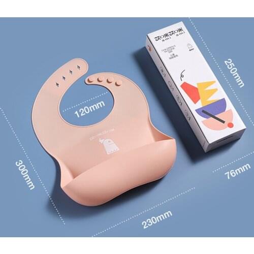 Waterproof Soft Silicone Baby Feeding Bibs with Cute Cartoon Print