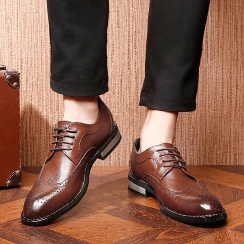 2020 Genuine Leather Men formal shoes Brogue elegant classic business wedding social mens dress shoes zapatos de hombre