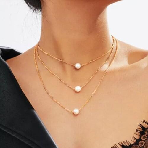 Trendy Simple Classic Delicate Pearl Necklace Elegant White Pearl Layered Pendant Choker Jewelry for Women Daily Work