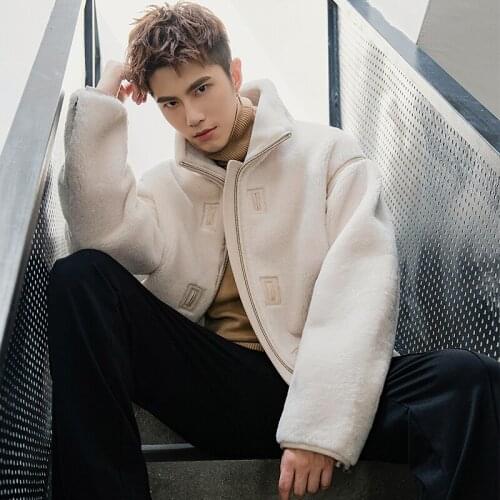 2020 New Real Fur Coat Sheep Shearling Jacket Men Natural Merino Wool Fur Jacket Short Autumn Winter Leather Jacket 19024 KJ3325