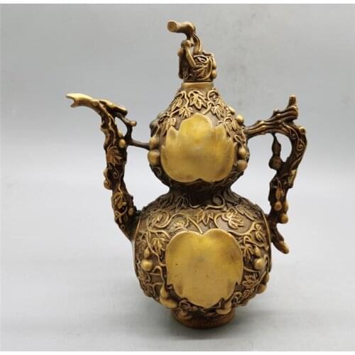 Collection of pure copper, brass, gourd, teapot, wine pot, home decoration, antique crafts and ornaments