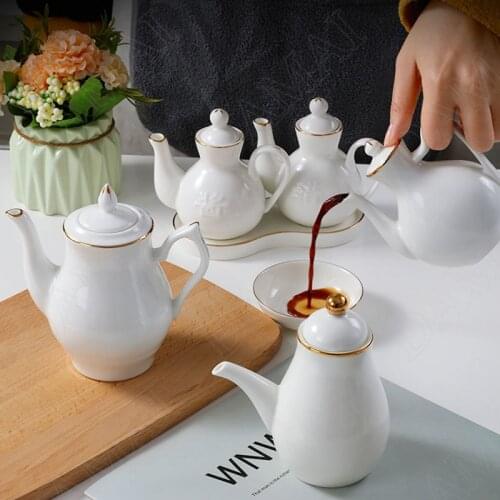 Golden Stroke Ceramic Olive Oil Bottles White Porcelain Soy Sauce Cruet Condiment Dispenser Home Kitchen Barbecue Cooking Tools