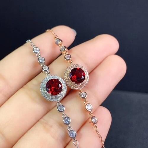 Natural garnet bracelet, 925 silver inlay, unique style, can be adjusted in size. Woman stone