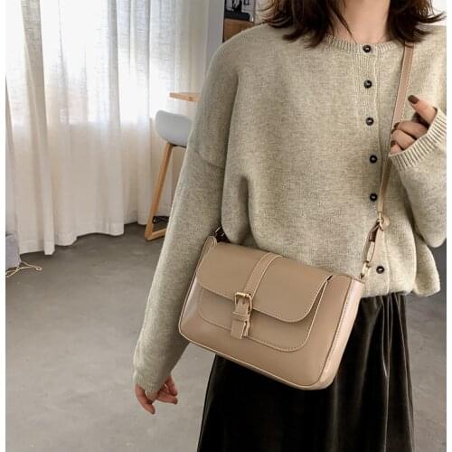 New small bag womens ins fashionable retro versatile small square bag autumn / winter 2020 new Shoulder Messenger Bag