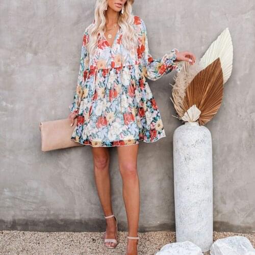 2021 summer womens V-neck comfortable and trendy wave edge pleated loose sleeve shows thin atmosphere printed chiffon dress
