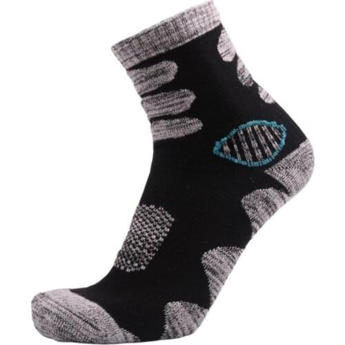 New Winter Warm Skiing Socks Men Thicker Cotton Bottom Towel Wicking Snowboarding Hiking Climbing Outdoor Sports Socks