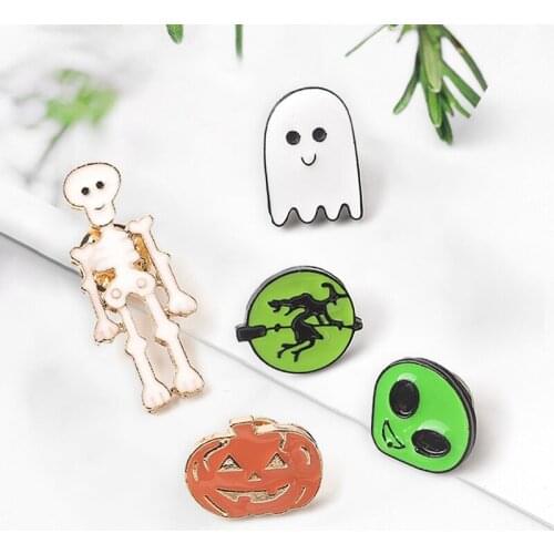 Halloween Cartoon Skeleton Pumpkin Ghost Witch Alien Brooch Pin Badge Oil Colorful Brooch Clothes Accessories