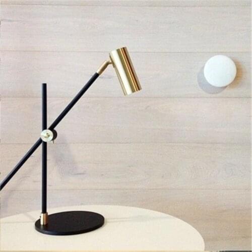 Nordic Art Minimalist Bedroom Table Lamp Retro Metal Design Study Office Coffee Shop Decoration Lighting