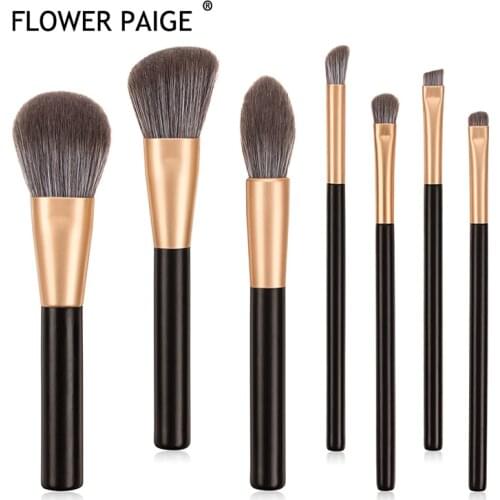 High-endMakeUp Brush Set FLOWER PAIGE 7Pcs/Set 2021 Face Beauty Eyeshadow Blush Powder Foundation Cosmetics Tools Kit