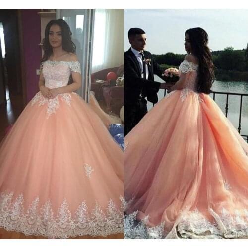 Ivory Lace Applique Bodice Quinceanera Dresses 2020 Bateau Neck vestidos de 15 años Long Sweep Tulle Bride Party Gowns Prom