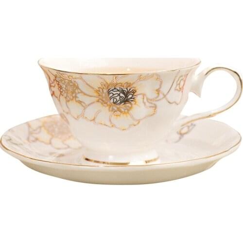 Top Grade Bone China Coffee Cup Creative European Tea Cup Set And Saucer Home Party Afternoon Tea Teacup Porcelain Nice Gift