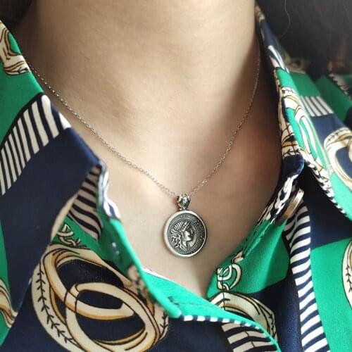 Silvology 925 Sterling Silver Figure Necklace Vintage Creative Elegant Fashionable Pendant Necklace For Women Pattern Jewelry