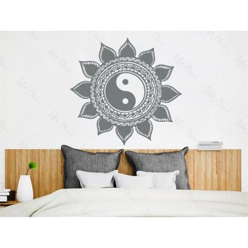 Yin Yang Tai Chi Mandala Flower Wall Stickers India Wall Hanging Bohemian Wallpaper Retro Bedroom Room Decoration Wallpaper