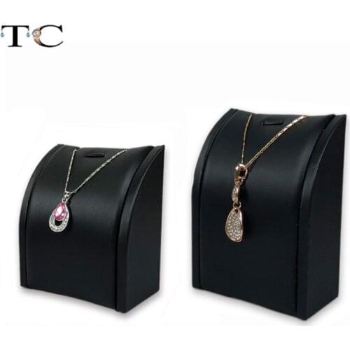 Fashion Black Leather Pendant Necklace Display Holder Stand Jewelry Display Necklace Holder Showcase Pendant Display Stand