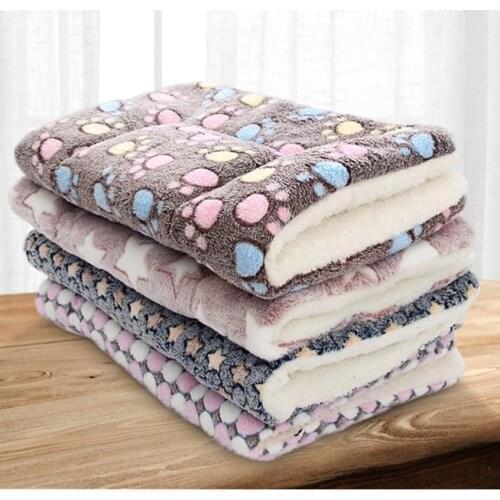Soft Flannel Pet Dog Mat Winter Thicken Warm Cat Blanket Dog Bed Puppy Sleeping Cover Towel Anti-slip Cushion For Dogs