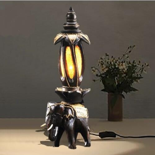 Creative elephant lamp Thailand wooden bedside bedside lamp bar retro home decoration entrance Southeast Asia table lamp ya7228