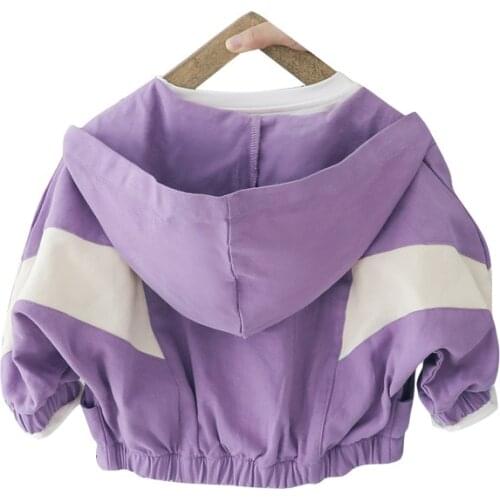 Boy and girl autumn new jacket Boy and girl hooded stitching casual jacket Comfortable and trendy jacket for children