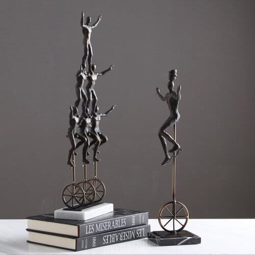 Modern Abstract Characters Standing In Three Rows Statue Ornaments Acrobatic Figures Art Sculpture Office Home Room Decoration