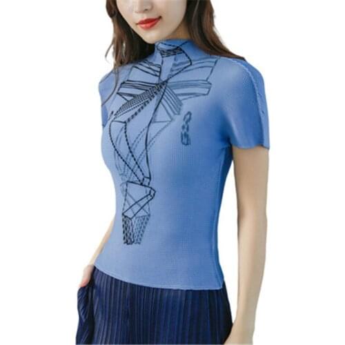 Miyake pleated print top womens 2021 summer new fashion slim slimming half-high collar short-sleeved T-shirt heavy industry