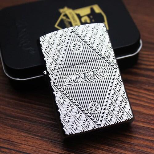 New Original Zorro Brass Kerosene Lighter Double-sided Carving Logo Retro Creative Metal Body Cigarettes Smoking Lighter Gift