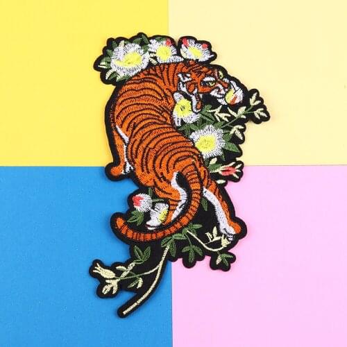 Large tiger embroidery clothing patch, ironing patch, DIY coat applique, dress accessories, locomotive decoration fabric sticker