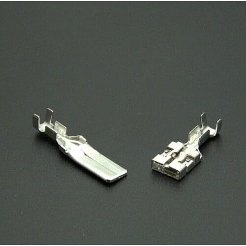 Automotive Terminal Connector Jacket Automotive Wire Harness Connector 9.5mm High Current Connector