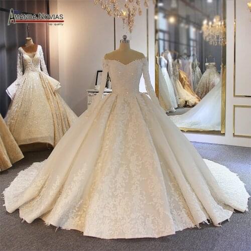 Ball Gown wedding dress with off the shoulder long sleeves new brides
